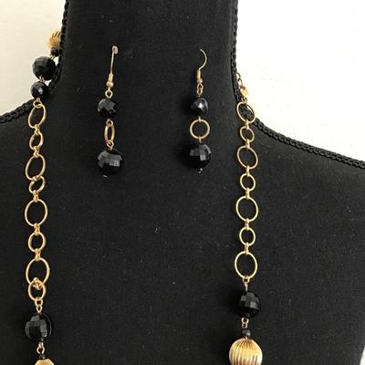 Gold tone black faux necklace and earrings