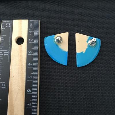 Cool matte flat finished wood and glaze triangle stud earrings