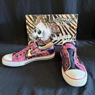 Ed Hardy & Brighton Sneakers Size 7 (GB1-BM)