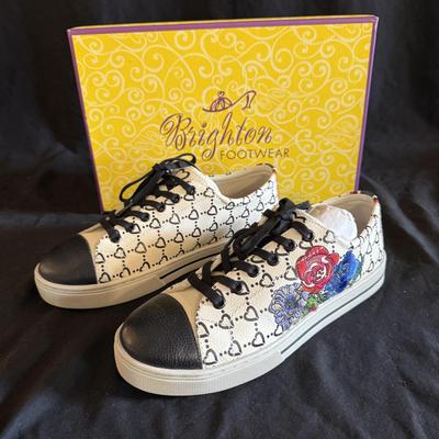 Ed Hardy & Brighton Sneakers Size 7 (GB1-BM)