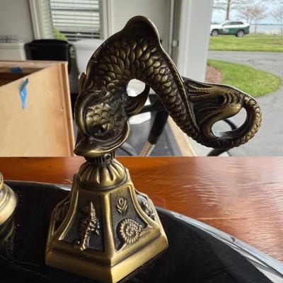 611 Dolphin Handled Faucet with Demilune Sink Base