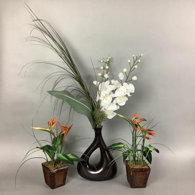 K8221 Faux Flower Arrangement Lot