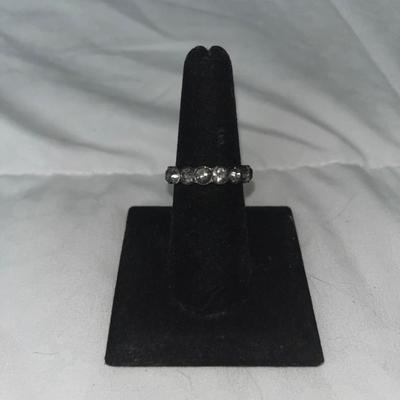 Assorted costume rings
