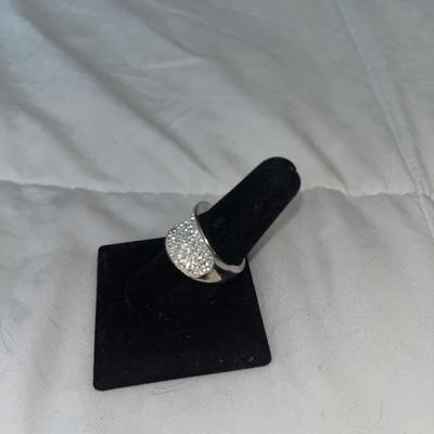 Assorted costume rings