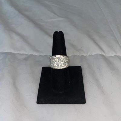 Assorted costume rings