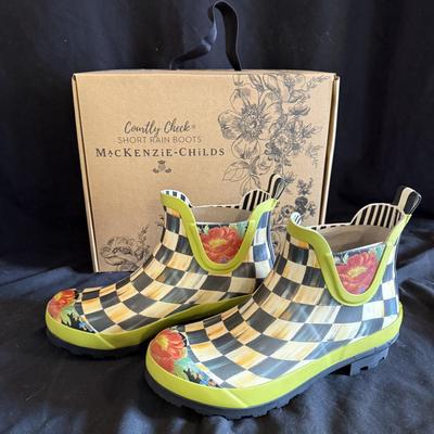 Mackenzie-Childs Rain Boots and Other Outdoor Footwear Size 7-8 (GB1-BM)