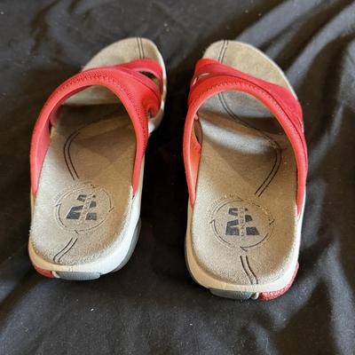 Mackenzie-Childs Rain Boots and Other Outdoor Footwear Size 7-8 (GB1-BM)