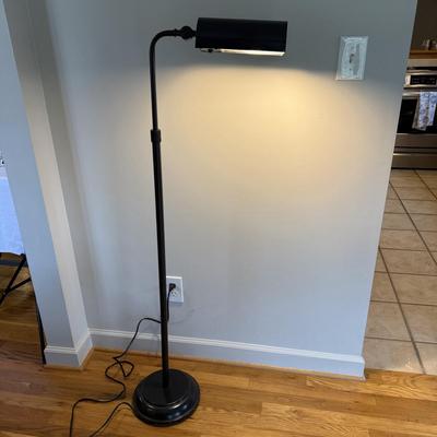 Reading Lamp and Side Table (LR-BM)