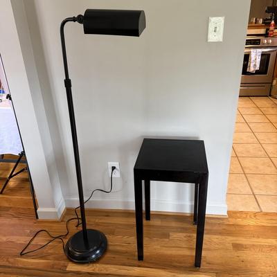Reading Lamp and Side Table (LR-BM)