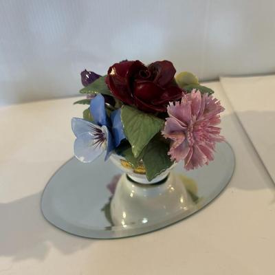 Porcelain Floral Decor