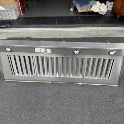 621 Wolf Model: 810212 Canopy Wall Mount Cartridge Stainless Exhaust Hood