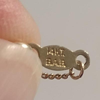 14 Karat Yellow Gold Star Pendant with Chain- Approx Total Weight 2.2 Grams (#19)