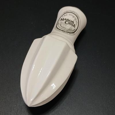 The original Mason Cash English ceramic handheld
