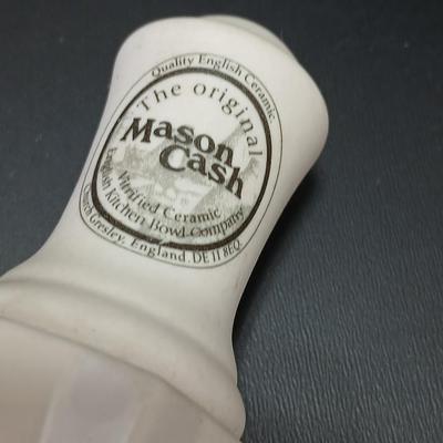 The original Mason Cash English ceramic handheld