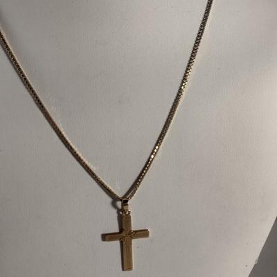 14 Karat Yellow Gold Cross Pendant with Chain- Approx 5.4 Grams Total Weight (#23)