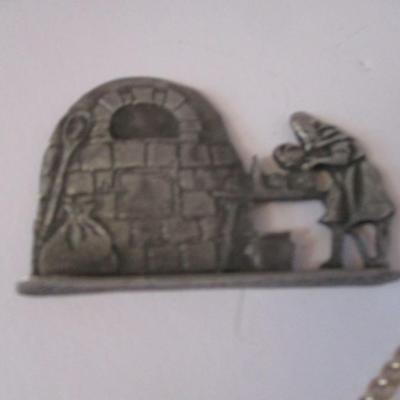Vintage Metzger Pewter Figurine Baker Small Brass Aladdin Genie Lamp Vintage Keys