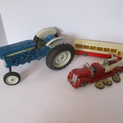 Ford 4000 Tractor Fire Engine Greece Mercedes-Benz Toy Plastic Bus