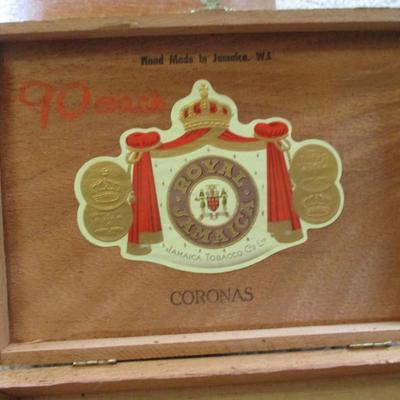 Vintage Wooden Cigar Boxes TE-AMO Joya de Nicaragu