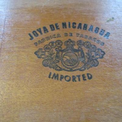Vintage Wooden Cigar Boxes TE-AMO Joya de Nicaragu