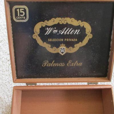Vintage Wooden Cigar Boxes TE-AMO Joya de Nicaragu