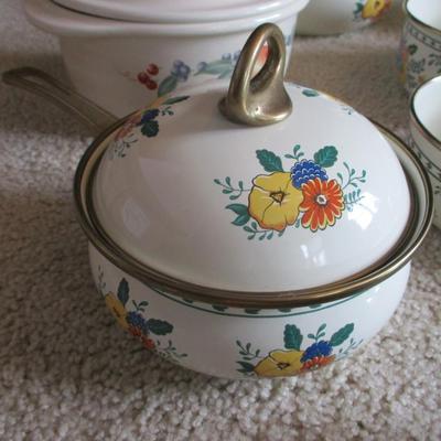 Vintage 1981 M Kamenstein Enamel Cookware Floral Design Brass Handles & Corelle Coordinates Cookware