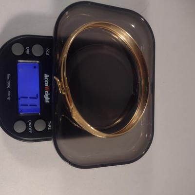 10 Karat Yellow Gold Bangle Bracelet- Approx Weight 7.1 Grams (#28)