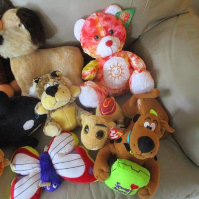 Assortment Of Plush Animals Choice 2