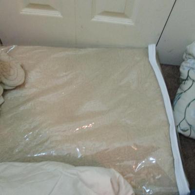 Comforters Sheets & Blankets Choice 3