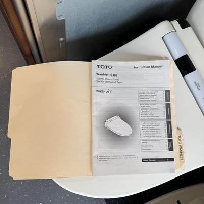 625 Toto White Porcelain Toilet w/Washjet S400
