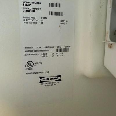 626 Sub-Zero Under-counter Ice-Maker Model: 315IP
