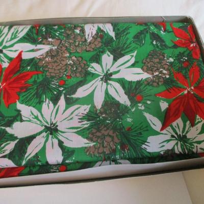 24 Pieces Of Lenox Christmas Dishes