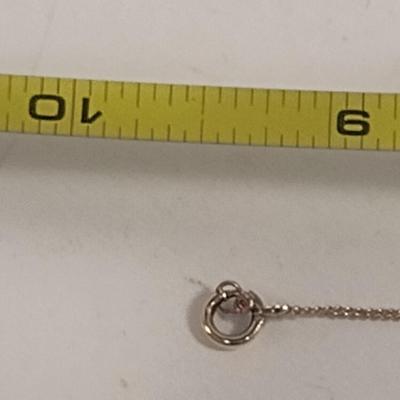 10 Karat Yellow Gold 19" Necklace - Approx Weight 1.2 Grams (#33)
