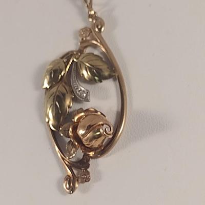 10 Karat Yellow and Rose Gold Pendant - Approx Weight 4.2 Grams (#34)