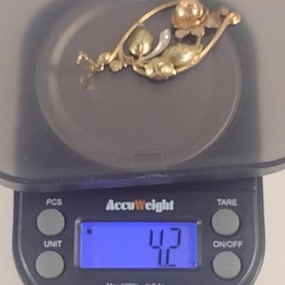 10 Karat Yellow and Rose Gold Pendant - Approx Weight 4.2 Grams (#34)