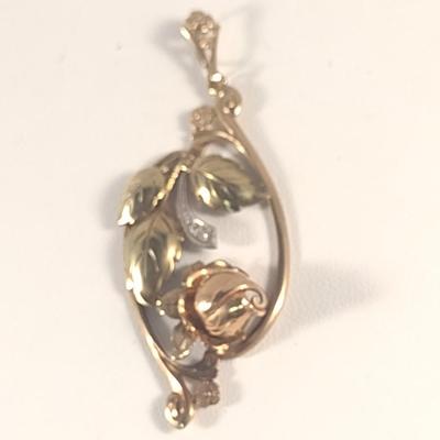 10 Karat Yellow and Rose Gold Pendant - Approx Weight 4.2 Grams (#34)