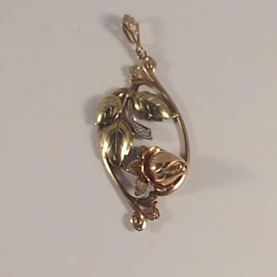 10 Karat Yellow and Rose Gold Pendant - Approx Weight 4.2 Grams (#34)