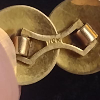 10 Karat Yellow Gold Cuff Links and Tie Clip - Approx Total Weight 5.8 Grams (#38)