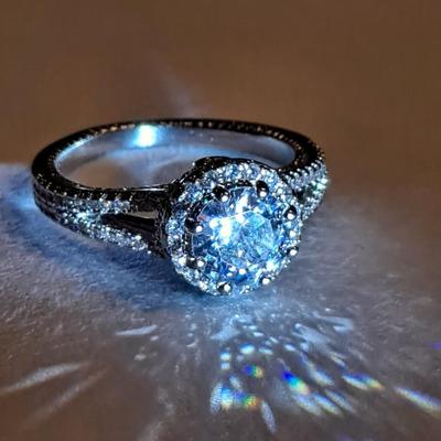 S925 Silver Moissanite Ring Size 8