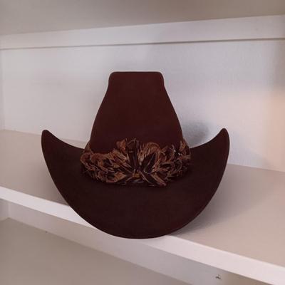 STETSON 4X BEAVER HAT WITH FEATHER BAND SIZE 6 7/8
