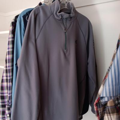 MEN'S RALPH LAUREN, LL BEAN ETC SHIRTS AND 2 PIECE JOGGING OUTFIT SIZE MEDIUM/LARGE