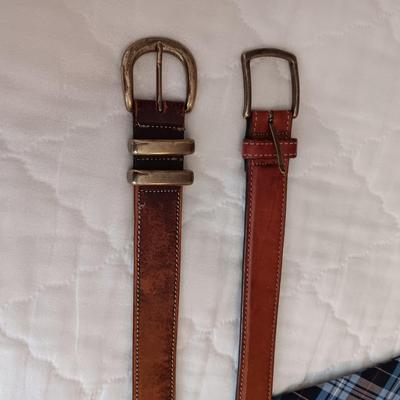 VARIOUS NECKTIES AND 2 LEATHER BELTS SIZE 36