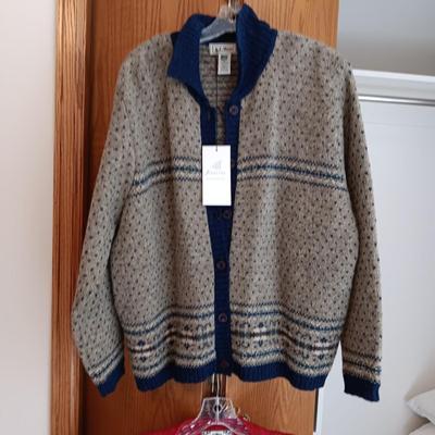 LADIES LL BEAN 100% WOOL SWEATER PLUS A CHRISTMAS SWEATER SIZE XL