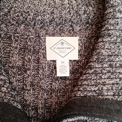 LADIES LIKE NEW PLUS SIZE SWEATERS