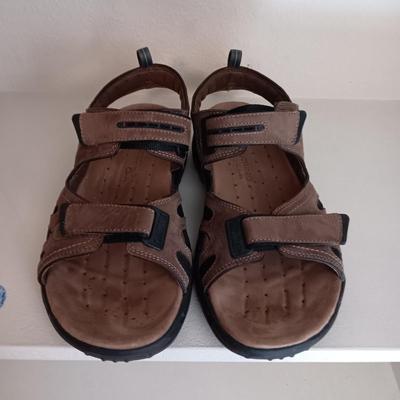 MEN'S CABELA SHOES, LEATHER SLIPPERS AND CLARKS SANDALS SIZE 10