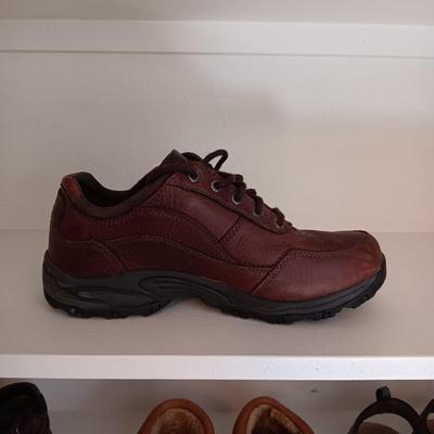 MEN'S CABELA SHOES, LEATHER SLIPPERS AND CLARKS SANDALS SIZE 10
