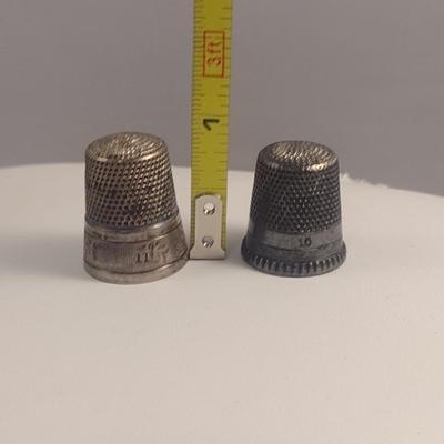 Pair of Sterling Silver Thimbles- Approx Total Weight 9.4 Grams (#51)