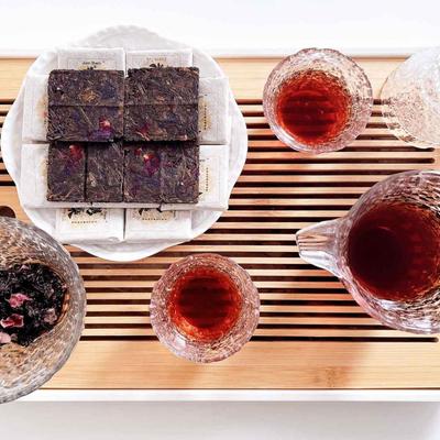 Junn Shenn China Yunnan Puerh Tea Fully Fermented, Black Tea Flake Shape, 5 Years Aged Fermented Dark Tea, 30 Flakes, 7.41Oz, 210g