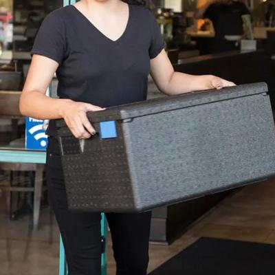 Cambro Cam GoBox® EPP180 - 15 7/10" x 12 2/5" x 23 3/5"- Made of Durable Expanded Polypropylene Material - Hot or Cold 4...