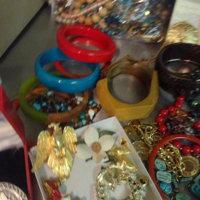 Large Selection of Fashion Jewelry (#59)