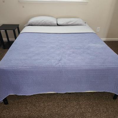 Queen Bed